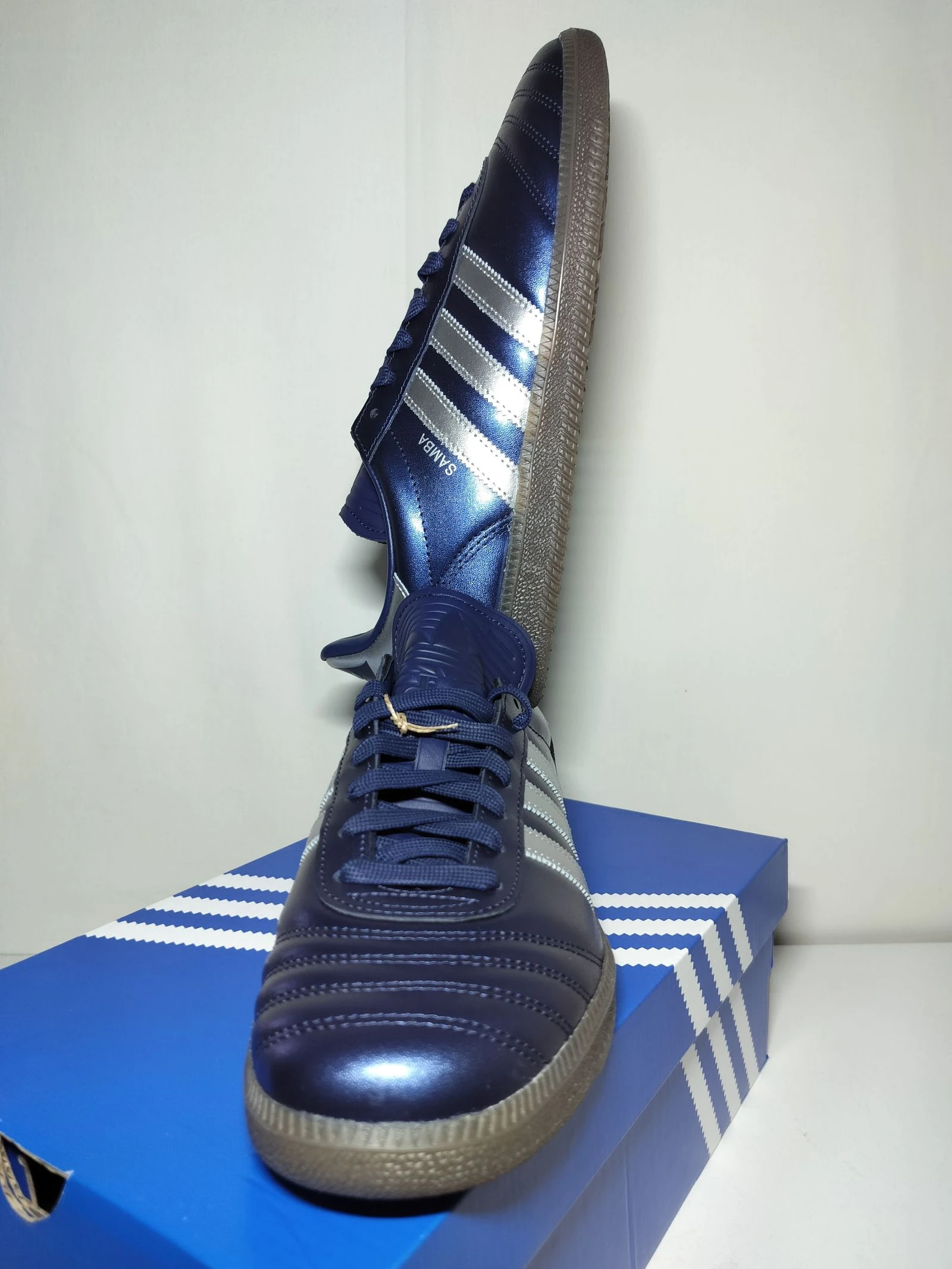 Adidas Samba New 43 Sneakers Original Unisex Femmes Hommes Tenue Tendance Vintage Premium Rétro Y2K – photo 15